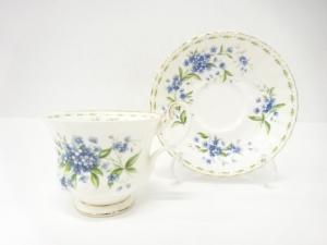 ROYAL ALBERT　ロイヤルアルバート　FLOWER OF THE MONTH SERIES　カップ＆ソーサー　洋食器
